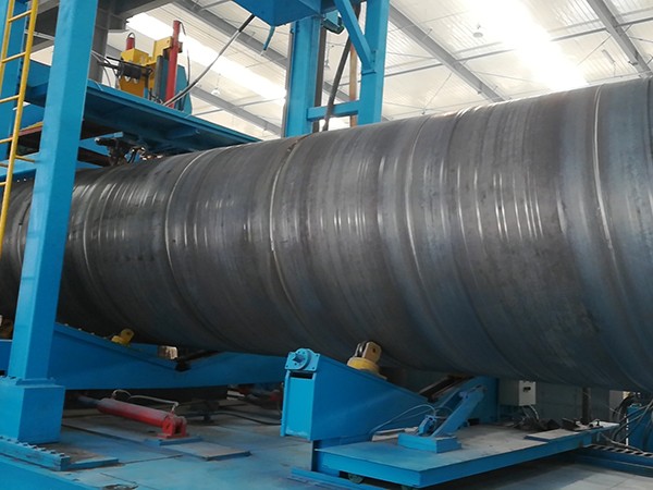 Spiral steel pipe